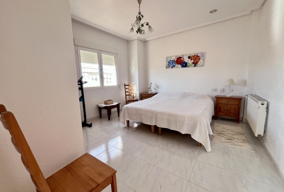 Herverkoop - Villa - La Zenia - Costa Blanca