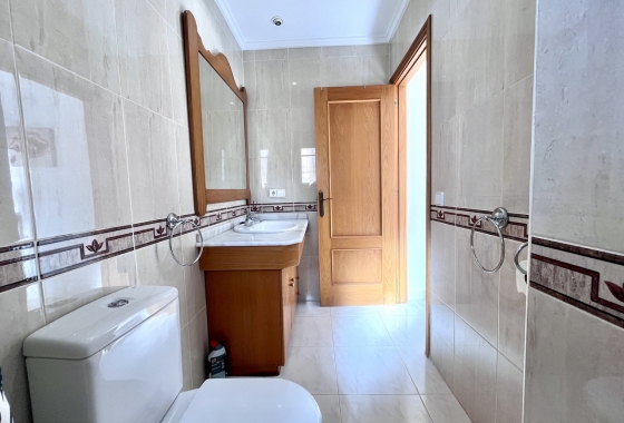 Herverkoop - Villa - La Zenia - Costa Blanca