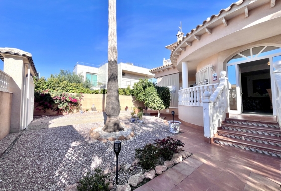 Herverkoop - Villa - La Zenia - Costa Blanca