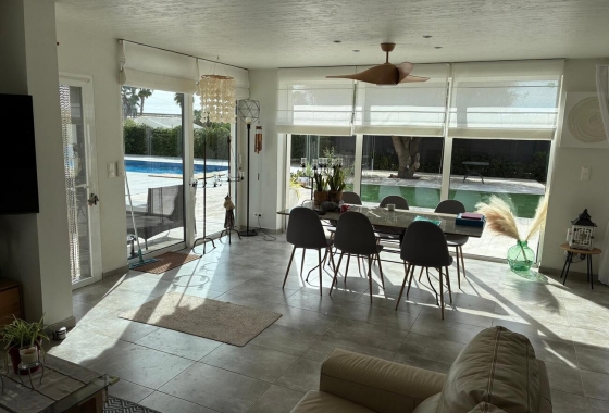 Wiederverkauf - Villa - Crevillente - Costa Blanca