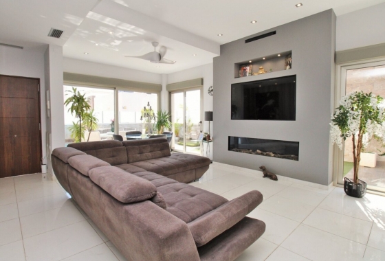 Wiederverkauf - Villa - Orihuela Costa - Costa Blanca