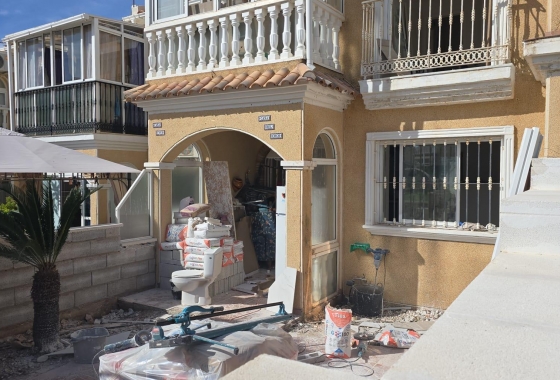 Herverkoop - Herenhuis - Torrevieja - aguas nuevas