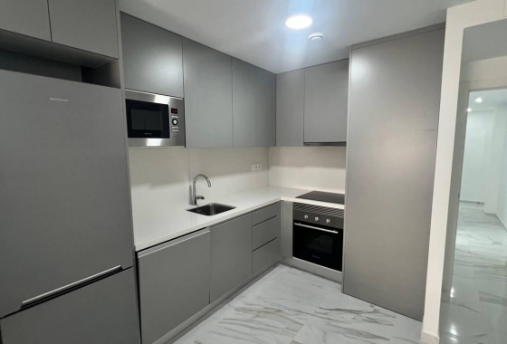 Wiederverkauf - Wohnung - Torrevieja - PARQUE DE LAS NACIONES