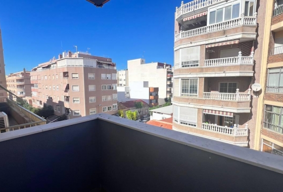 Wiederverkauf - Wohnung - Torrevieja - PARQUE DE LAS NACIONES