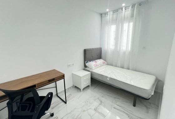 Wiederverkauf - Wohnung - Torrevieja - PARQUE DE LAS NACIONES