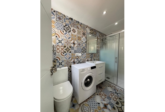 Wiederverkauf - Wohnung - Torrevieja - Centro