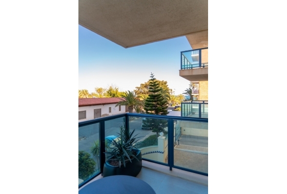 Resale - Apartment / flat - Torrevieja - La Veleta
