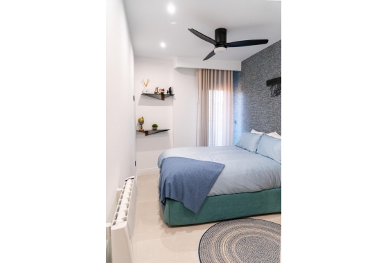 Resale - Apartment / flat - Torrevieja - La Veleta