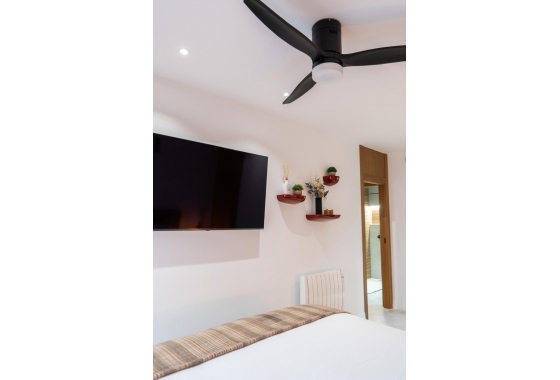 Resale - Apartment / flat - Torrevieja - La Veleta