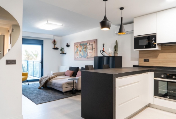 Resale - Apartment / flat - Torrevieja - La Veleta