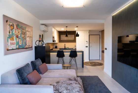 Resale - Apartment / flat - Torrevieja - La Veleta