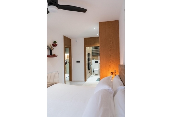 Resale - Apartment / flat - Torrevieja - La Veleta