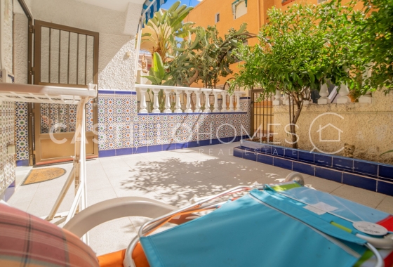 Wiederverkauf - Stadthaus - Torrevieja - La Mata