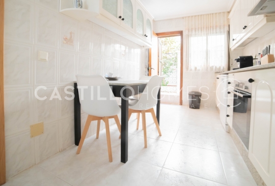 Wiederverkauf - Stadthaus - Torrevieja - La Mata