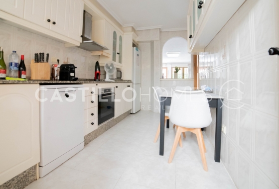 Wiederverkauf - Stadthaus - Torrevieja - La Mata