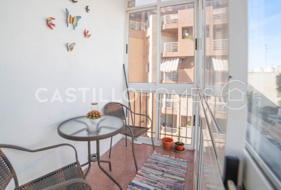 Herverkoop - Appartement / flat - Torrevieja - Playa de los Locos