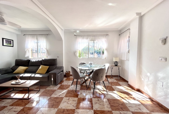 Wiederverkauf - Stadthaus - La Zenia - Costa Blanca