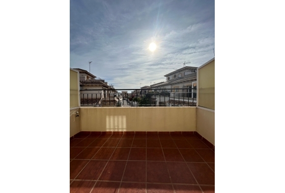 Resale - Townhouse - Orihuela Costa - Punta Prima