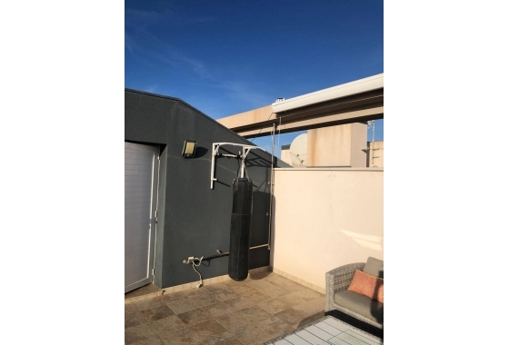 Wiederverkauf - Wohnung - Orihuela Costa - Villamartín