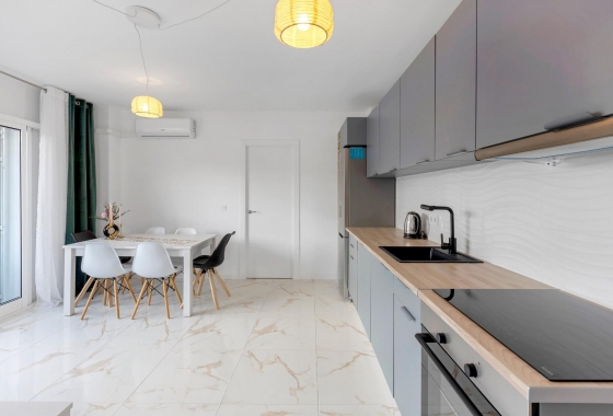 Herverkoop - Appartement / flat - Torrevieja - La Mata