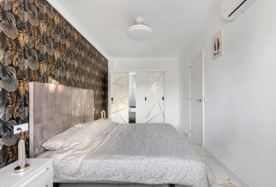 Herverkoop - Appartement / flat - Torrevieja - La Mata