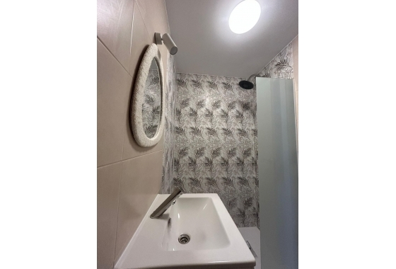 Resale - Apartment / flat - Torrevieja - Centro