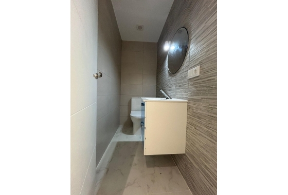 Resale - Apartment / flat - Torrevieja - Centro