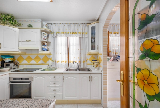 Herverkoop - Herenhuis - Torrevieja - Los Frutales