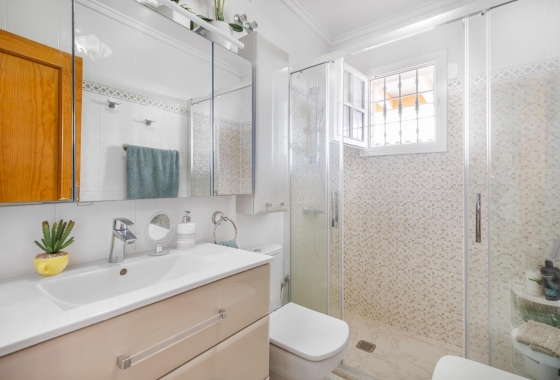 Herverkoop - Herenhuis - Torrevieja - Los Frutales