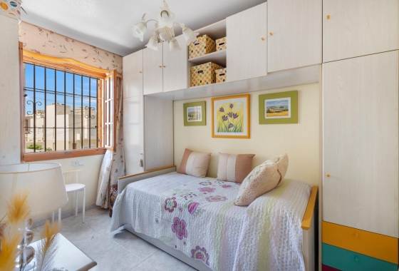 Herverkoop - Herenhuis - Torrevieja - Los Frutales