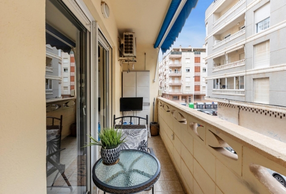 Herverkoop - Appartement / flat - Torrevieja - Playa del Cura