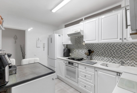 Herverkoop - Appartement / flat - Torrevieja - Playa del Cura