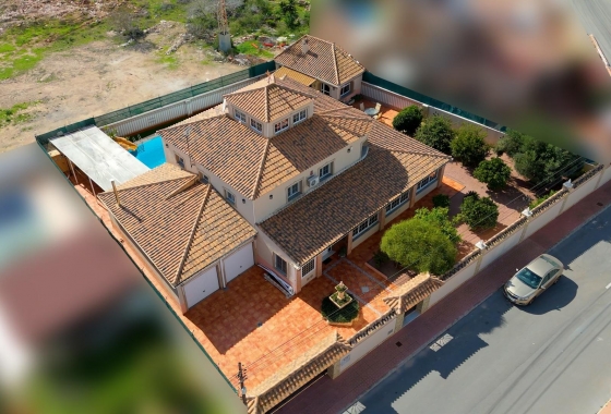 Wiederverkauf - Villa - Torrevieja - El Chaparral