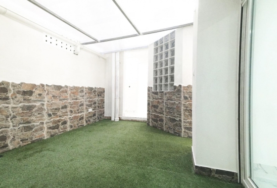 Herverkoop - Appartement / flat - Torrevieja - Playa De Los Naufragos