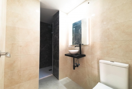 Herverkoop - Appartement / flat - Torrevieja - Playa De Los Naufragos