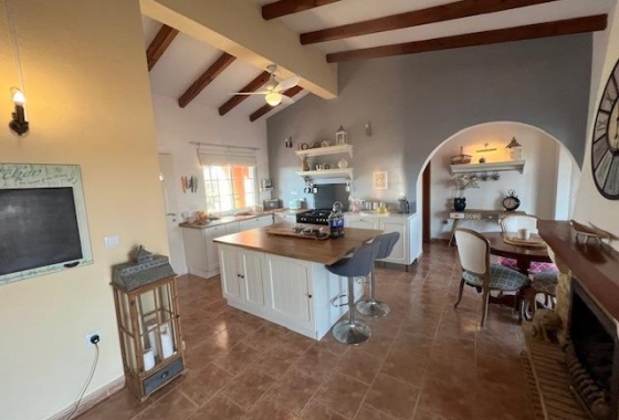 Herverkoop - Finca - Dolores - Comunidad Valenciana