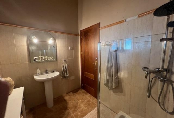 Herverkoop - Finca - Dolores - Comunidad Valenciana