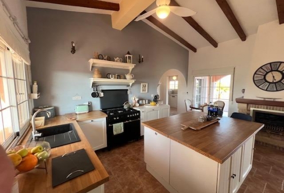 Herverkoop - Finca - Dolores - Comunidad Valenciana