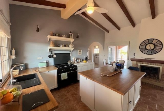 Herverkoop - Finca - Dolores - Comunidad Valenciana