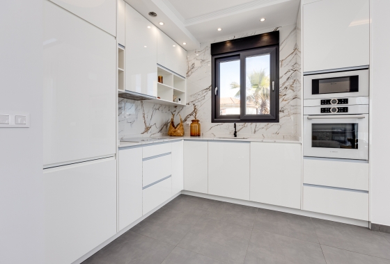 New Build - Chalet - La Mata