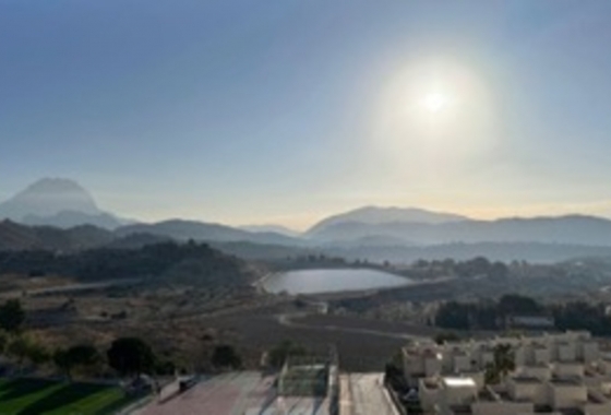 Neue Gebäude - Penthouse - Relleu