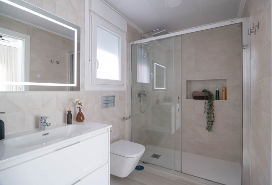 Neue Gebäude - terraced - Jerónimo y Avileses