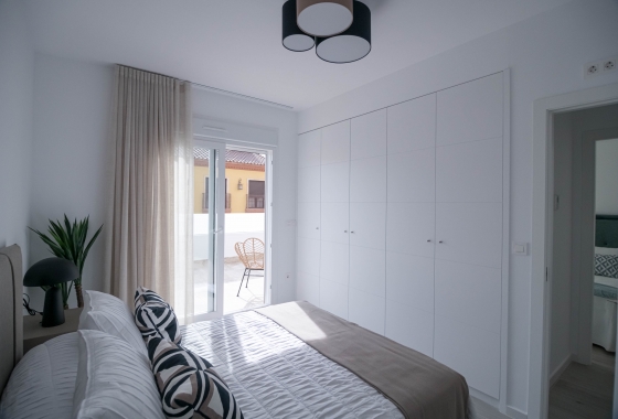 Neue Gebäude - terraced - Jerónimo y Avileses