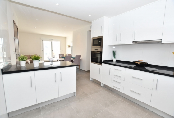 Neue Gebäude - high-bungalow - San Miguel de Salinas