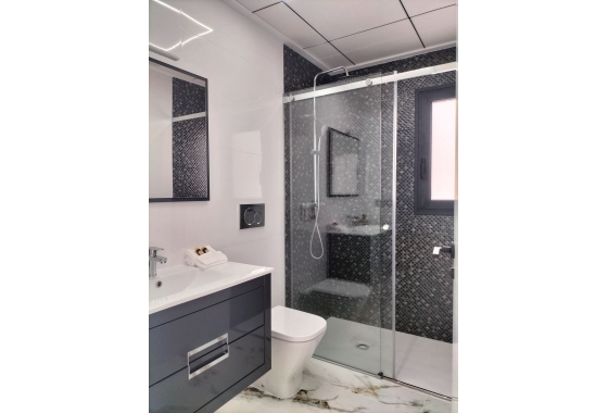 Obra nueva - Chalet - Pilar de la Horadada