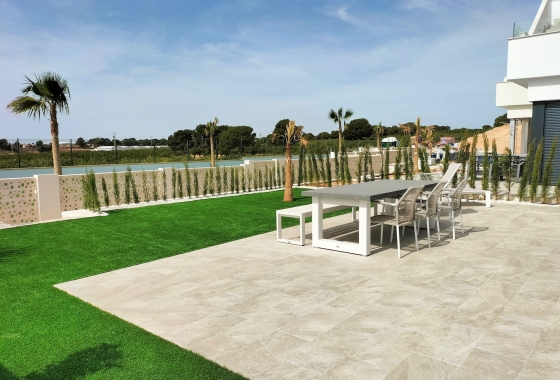 Obra nueva - Chalet - Pilar de la Horadada