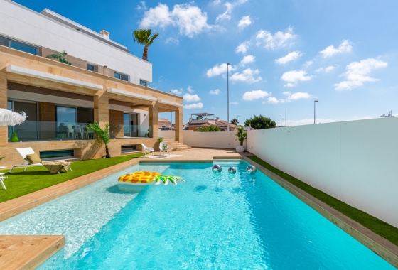 Obra nueva - Chalet - Ciudad Quesada