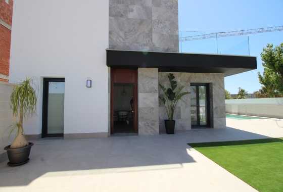New Build - Chalet - Pilar de la Horadada