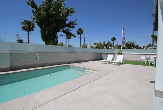 New Build - Chalet - Pilar de la Horadada