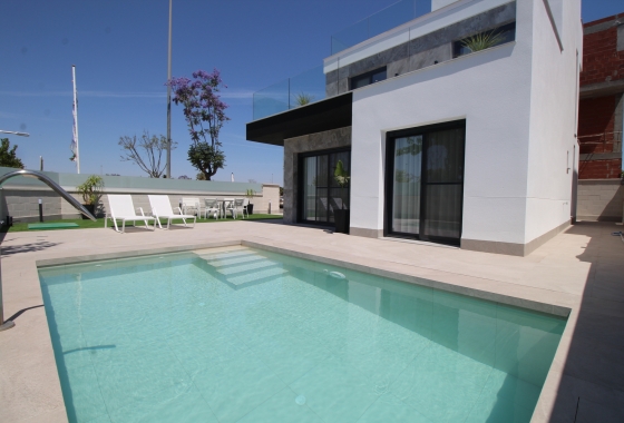 New Build - Chalet - Pilar de la Horadada